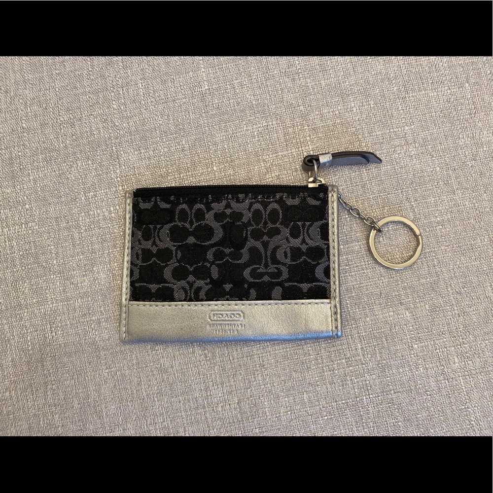 Coach coin purse with key ring